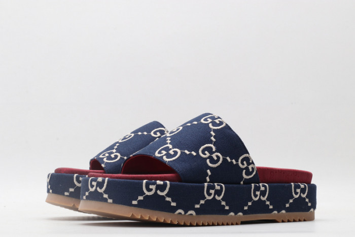 Gvc*1 SANDAL