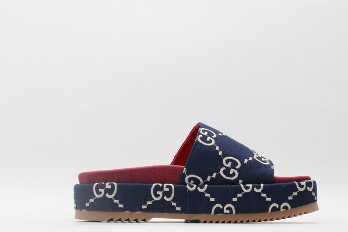 Gvc*1 SANDAL