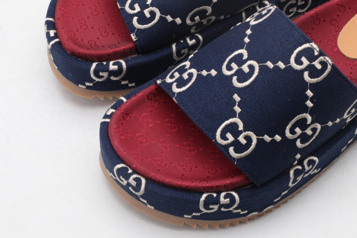 Gvc*1 SANDAL