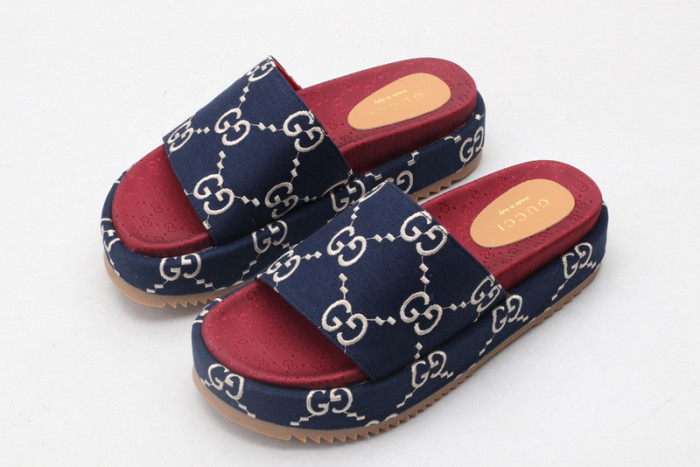 Gvc*1 SANDAL