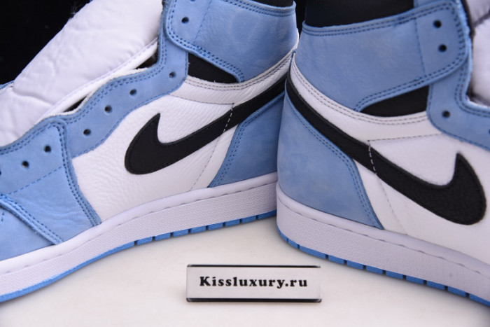 Air Jordan 1 High OG “University Blue 555088-134