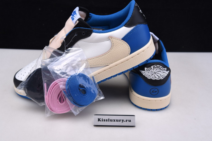 AIR Jordan 1 Low Fragment x Travis Scott DM7866-140