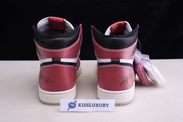 Air Jordan 1 Retro High OG "Trophy Room - DA2728 100