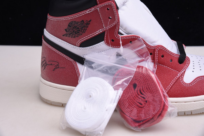 Air Jordan 1 Retro High OG "Trophy Room - DA2728 100