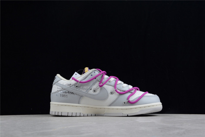 DUNK LOW 