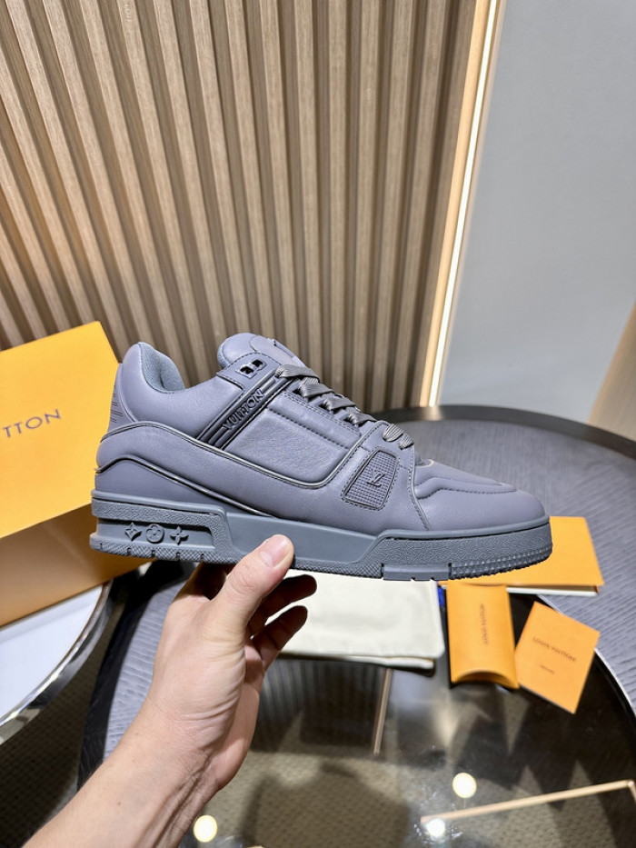 LO1_VTS SNEAKER