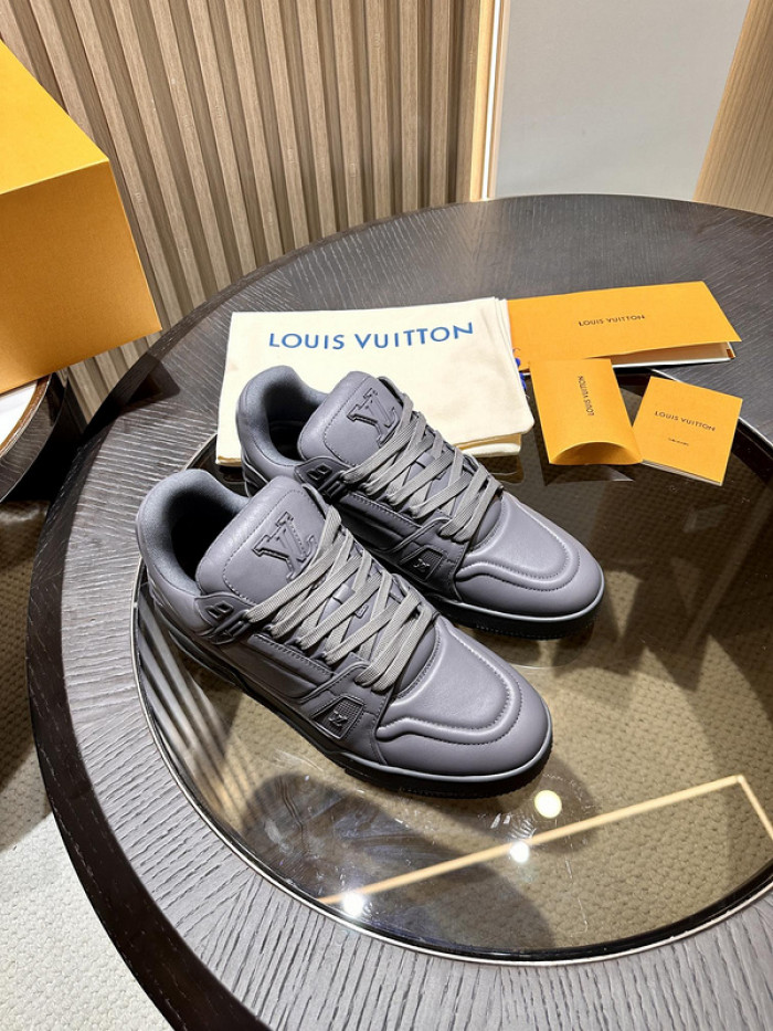 LO1_VTS SNEAKER