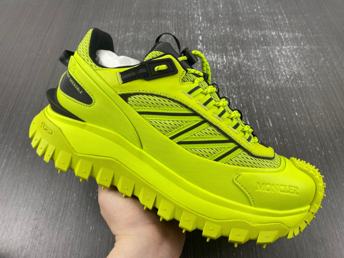 MONCLER TRAILGRIP GORE-TEX