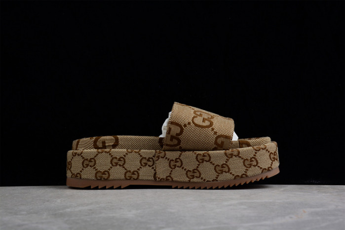 Gvc*1 SANDALS