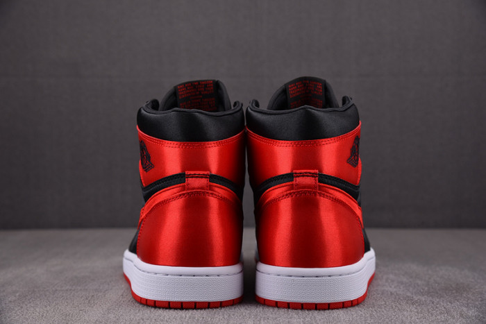 Air Jordan 1 High OG WMNS Satin Bred FD4810-061