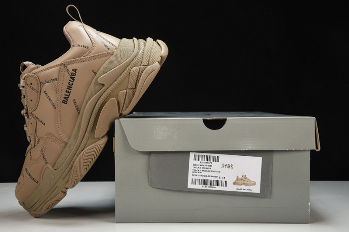 BLCG SNEAKER TRIPLE.S.