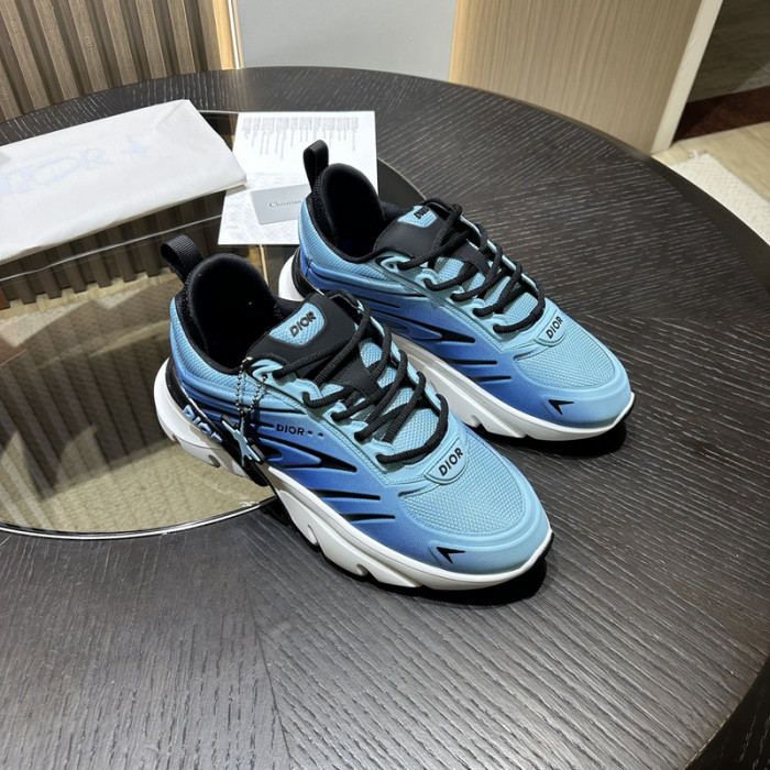 DIO* KAWS B33 SNEAKER