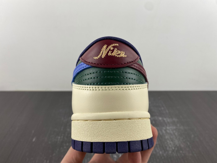 Nike Dunk Low Gorge Green Coconut Milk FV8106-361
