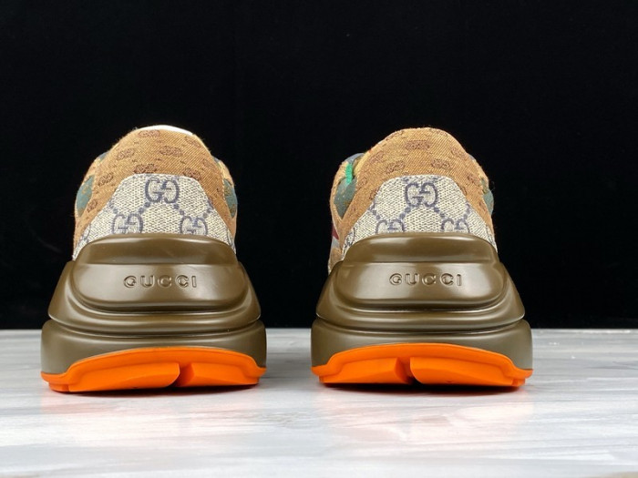 Gvc*1 sneaker