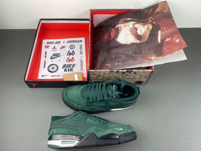 Air Jordan 4 