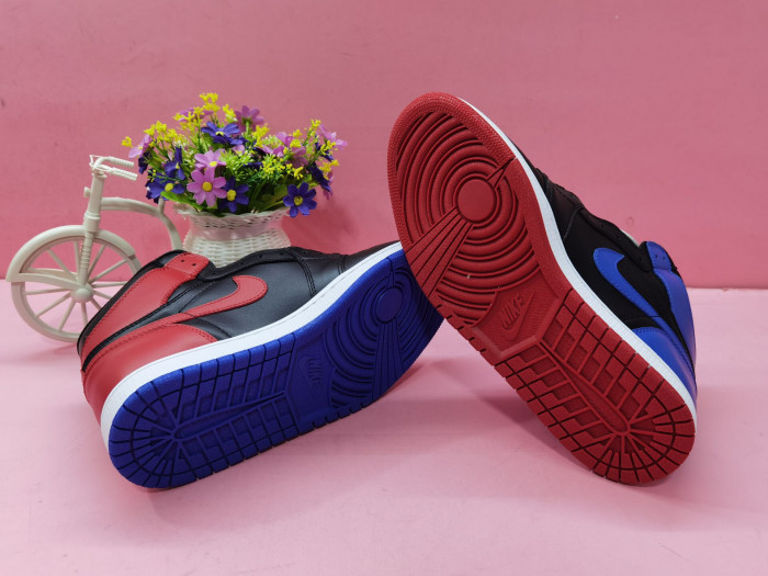 AIR JORDAN 1 RETRO HIGH OG 555088 026