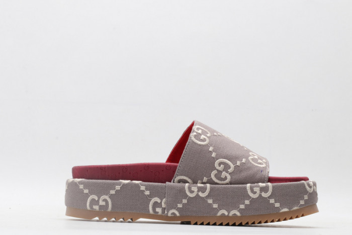 Gvc*1 SANDAL