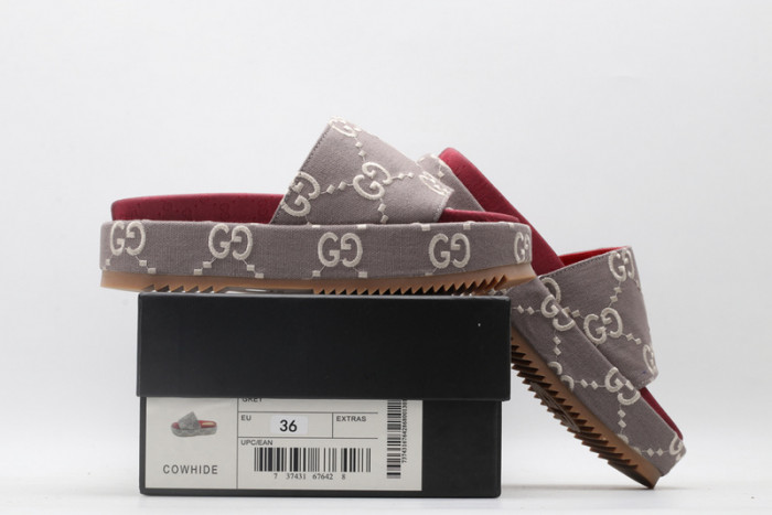 Gvc*1 SANDAL