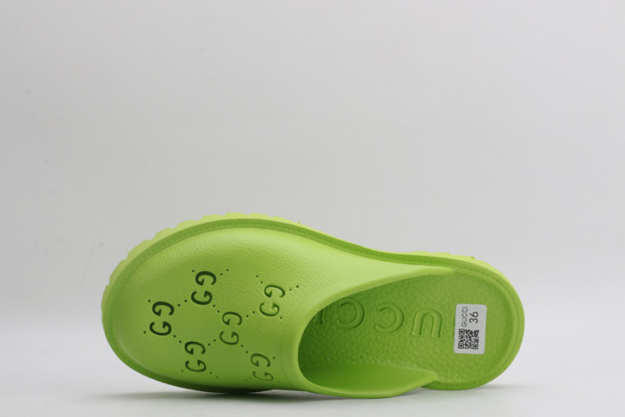 Gvc*1 SANDAL