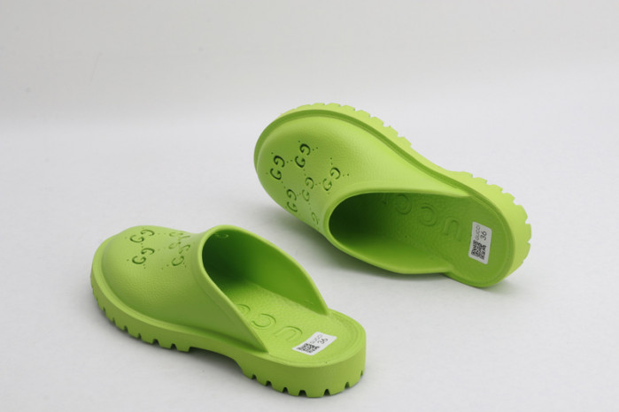 Gvc*1 SANDAL