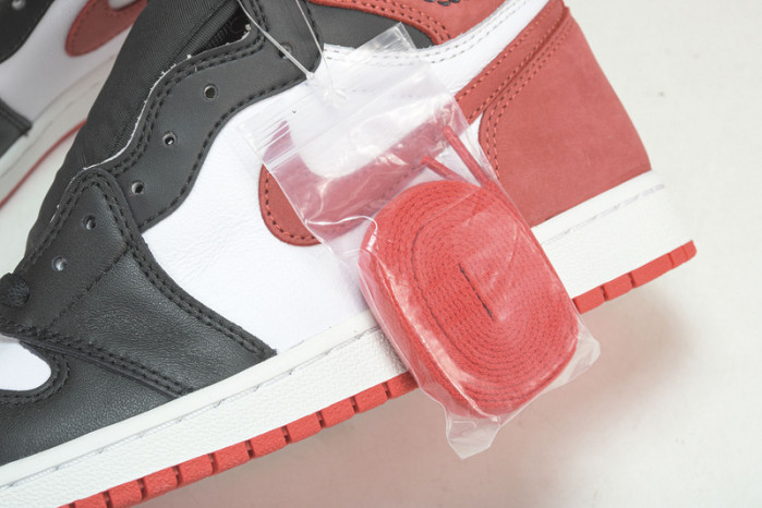 Air Jordan 1 Retro High Track Red 555088-112