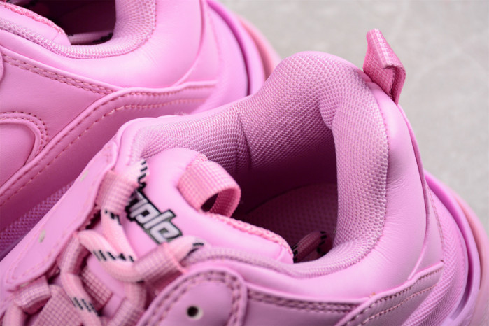 BLCG SNEAKER TRIPLE.S.