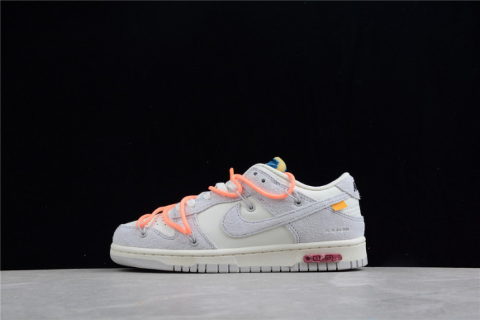 DUNK LOW 