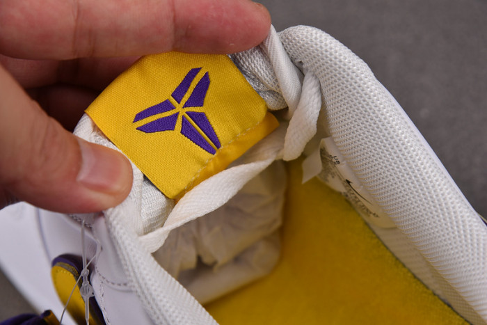 Kobe Bryant Nike Air Force 1 Low White FZ1151-100