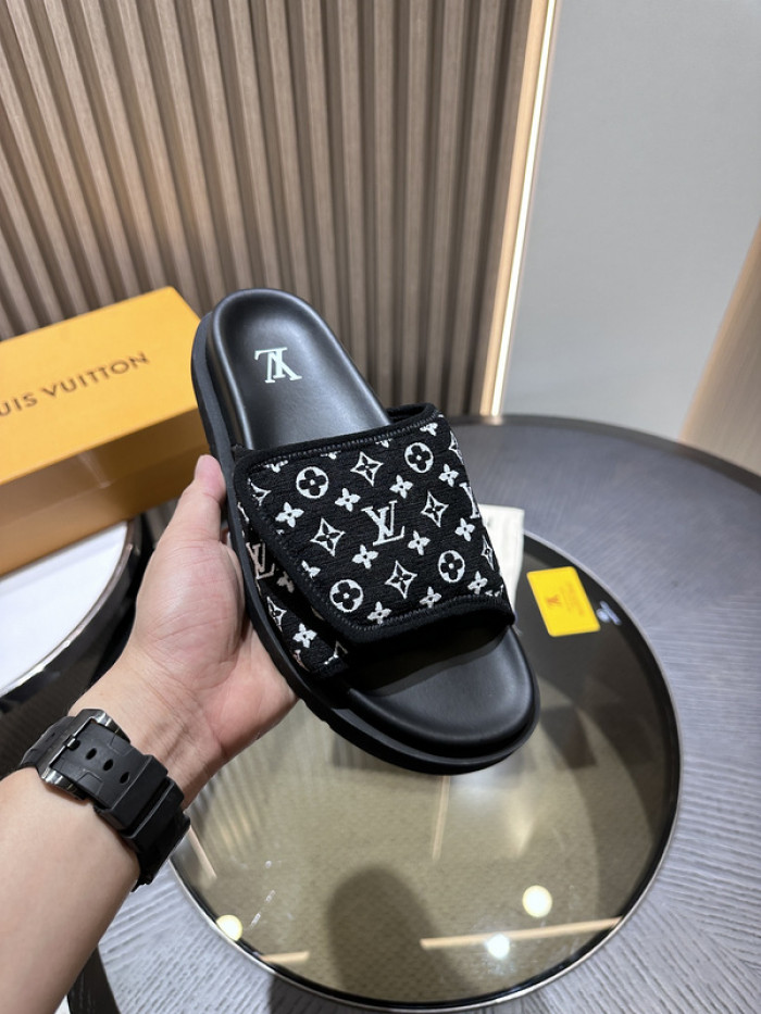 LO1_VTS SANDALS