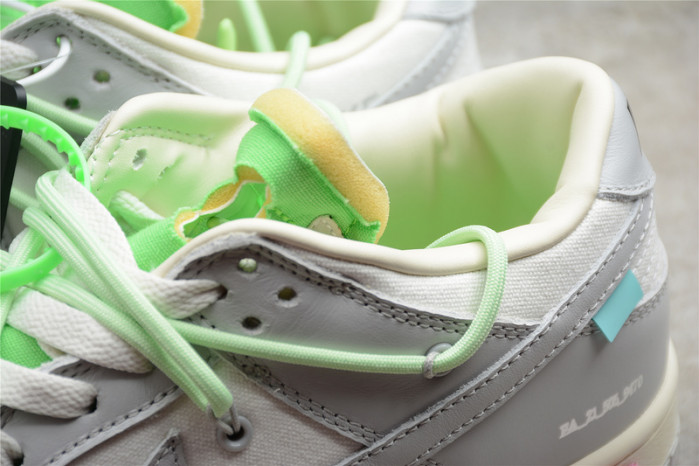 DUNK LOW 