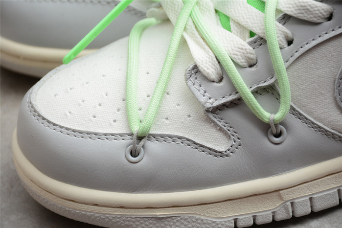 DUNK LOW 