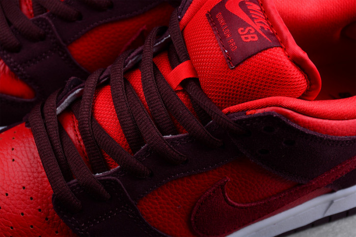Nike SB Dunk Low Cherry - DM0807-600