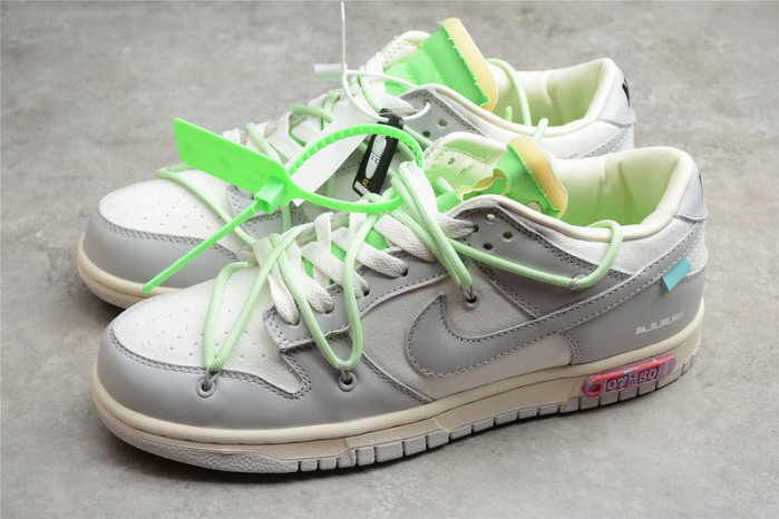 DUNK LOW 