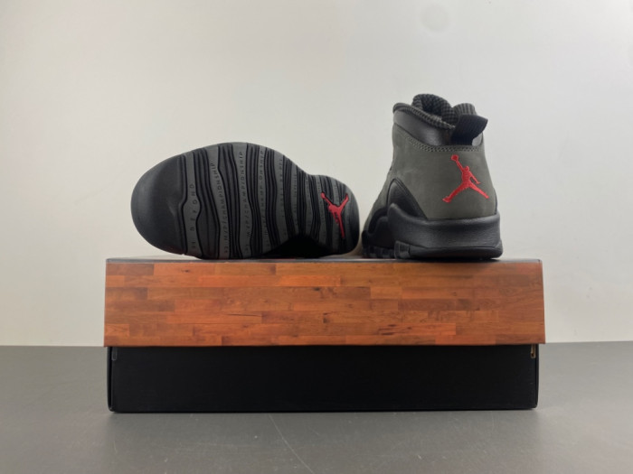 Jordan 10 Retro Shadow (2025) HJ6779-001