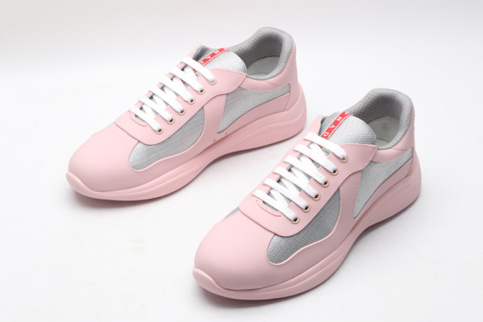 Pra*a sneaker