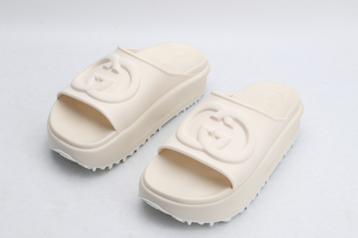 Gvc*1 SANDALS