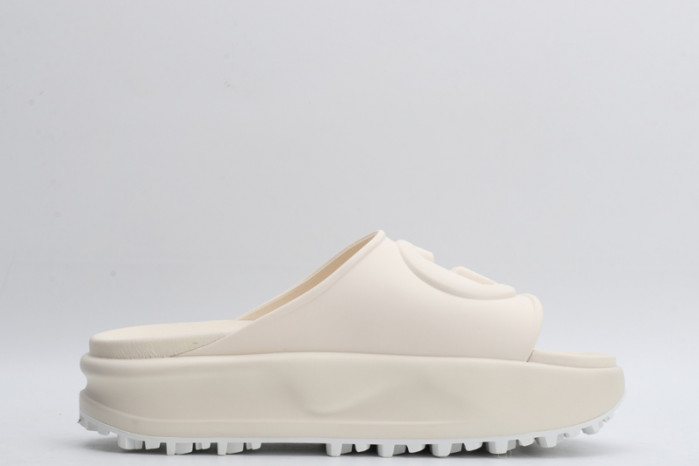 Gvc*1 SANDALS