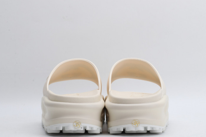 Gvc*1 SANDALS