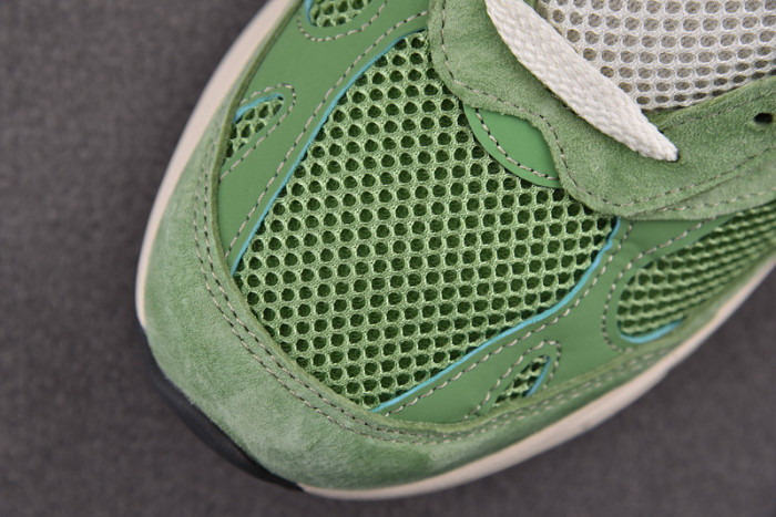 NEW BALANCE 993 "CHIVE" U993GW