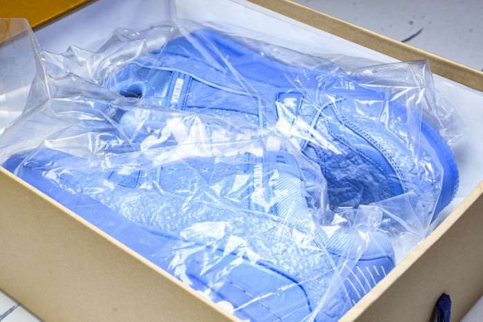 LO1_VTS SNEAKER