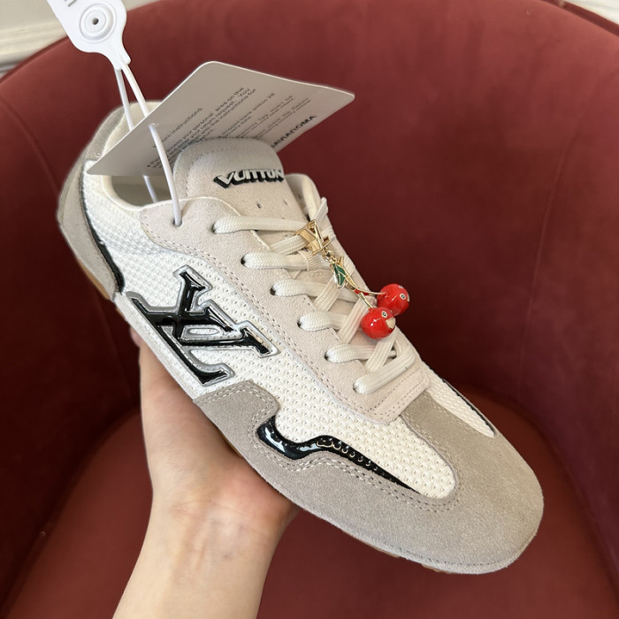 LO1_VTS SNEAKER