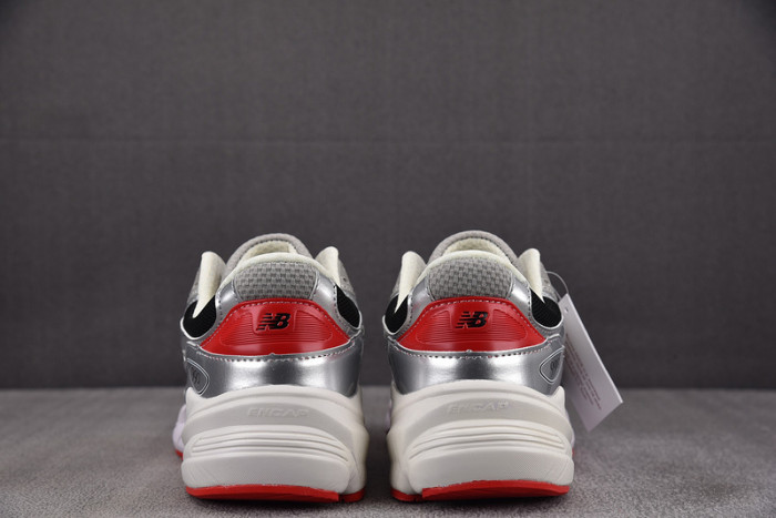 New Balance 990v6 DTLR Tinsel (GS) - GC990DT6