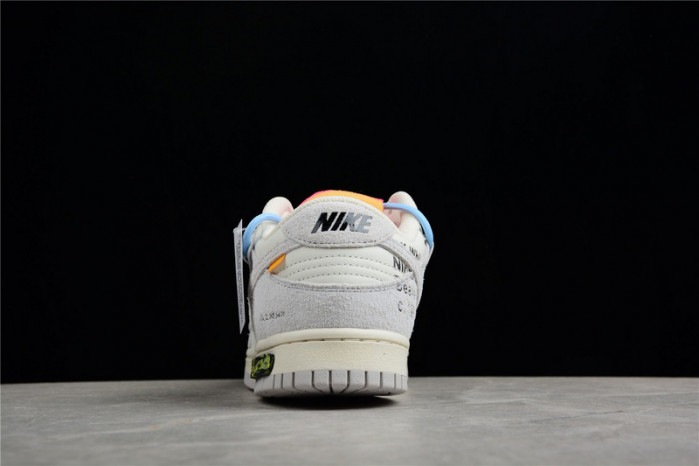 DUNK LOW 