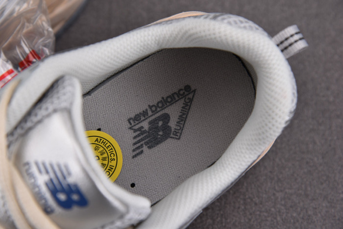 New Balance MR530VS