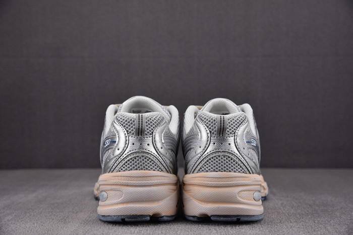 New Balance MR530VS