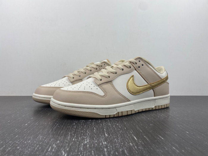 Nike Dunk Low WMNS Gold Swish DX5930-001