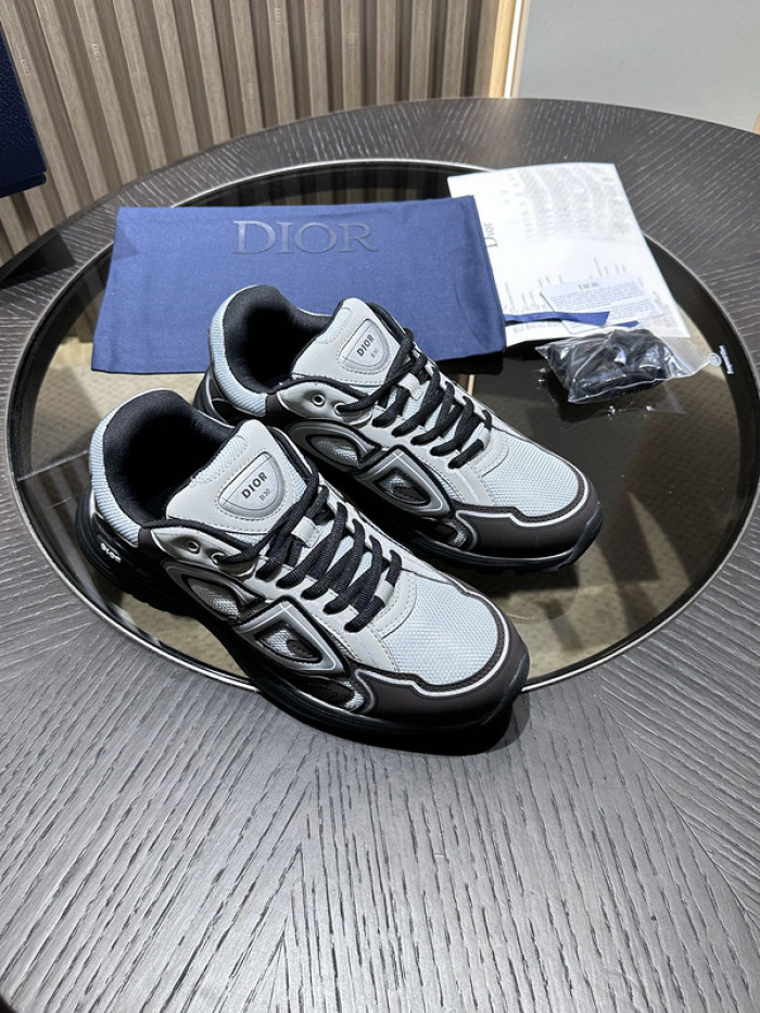 DIO B30 LowTop Sneaker