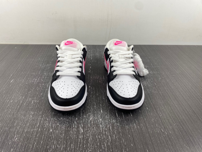 NIKE Dunk Low GS 