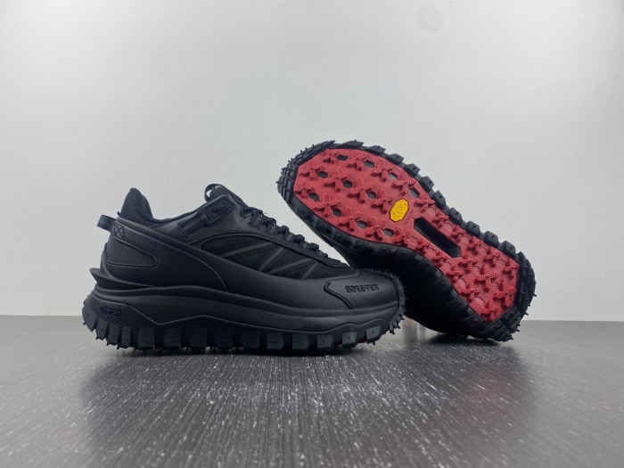 MONCLER TRAILGRIP GORE-TEX