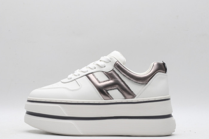 HOGAN SNEAKERS